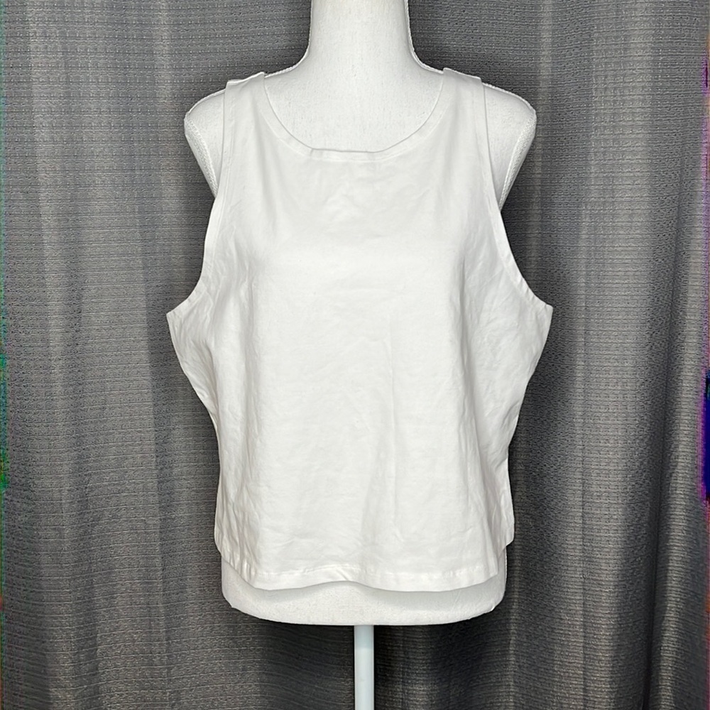 FOREVER 21+ KNIT WHITE TANK TOP SIZE 2X New with tags